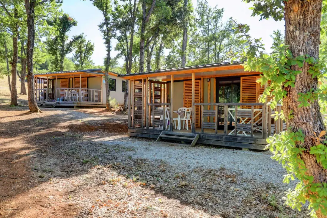 Ushuaïa Villages - Camping Le Lavandin 3 étoiles★★★