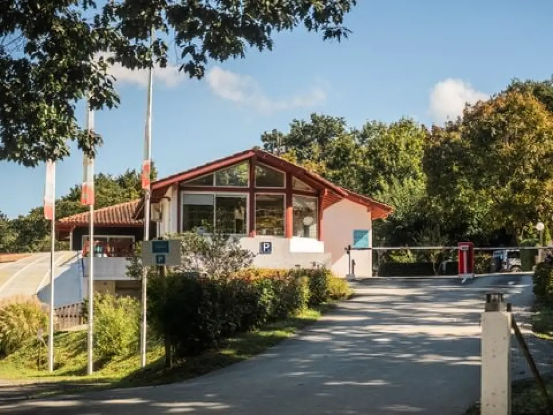 Camping Biper Gorri 4 étoiles★★★★