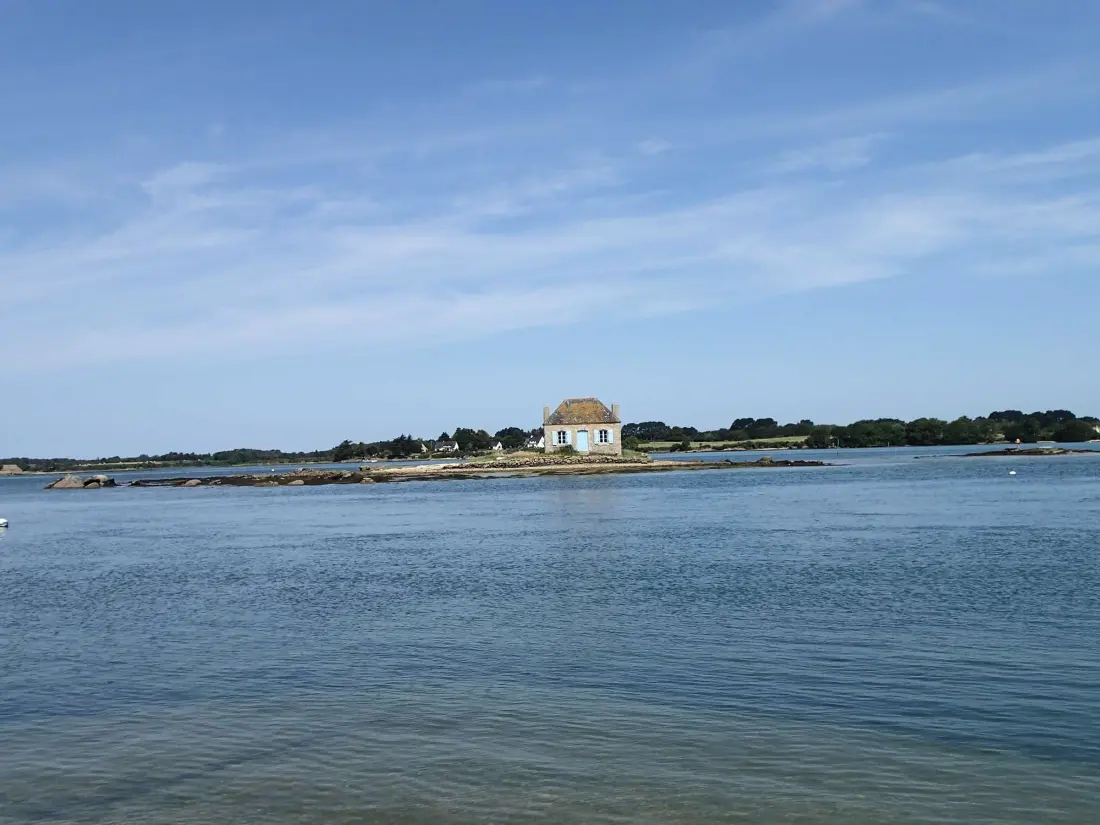 Maison de Vacances ETEL 93