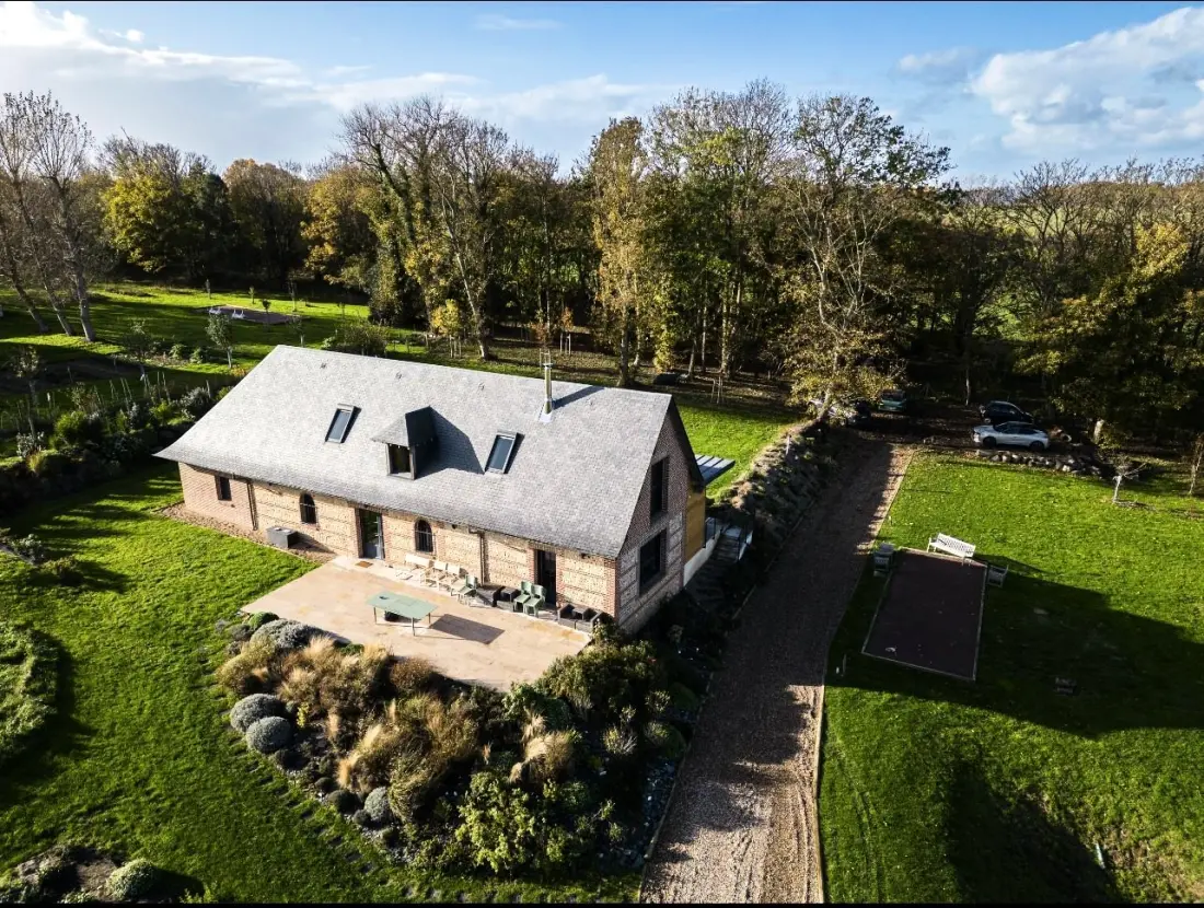 Gîte de France Gîtes de france® - domaine de la valaine - arsène & lupin 3 épis