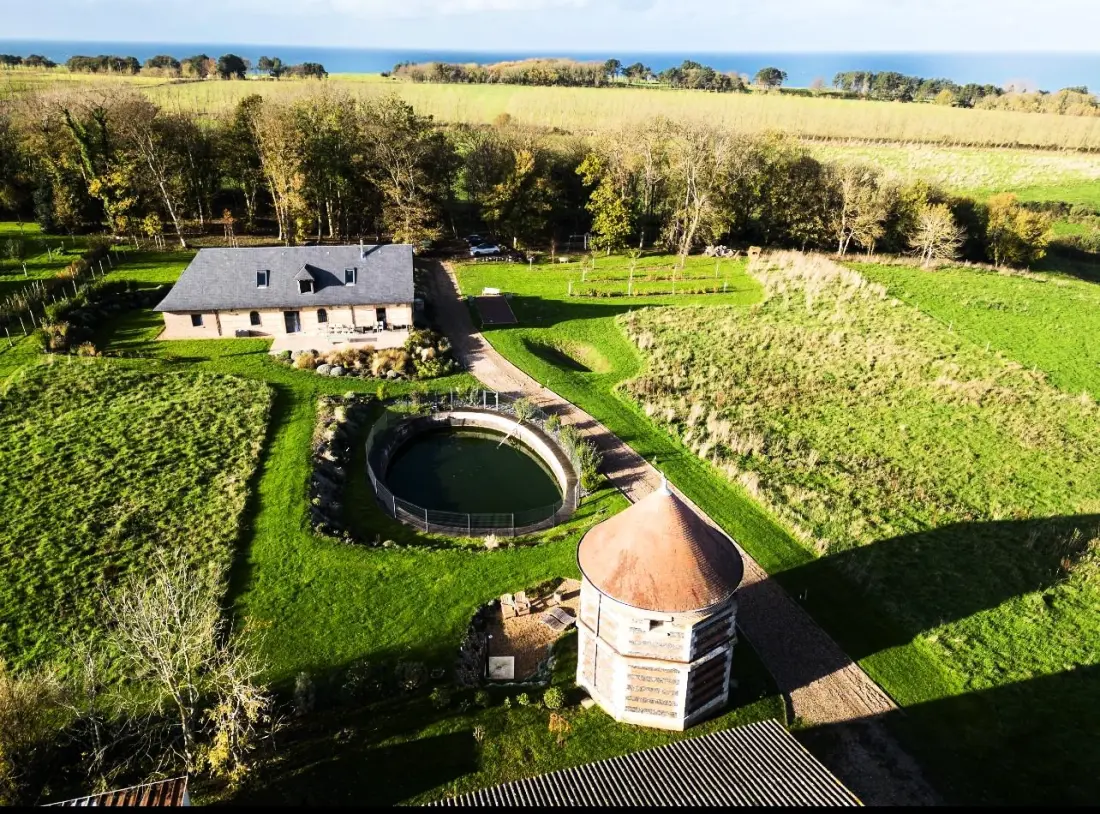Gîte de France Gîtes de france® - domaine de la valaine - arsène & lupin 3 épis