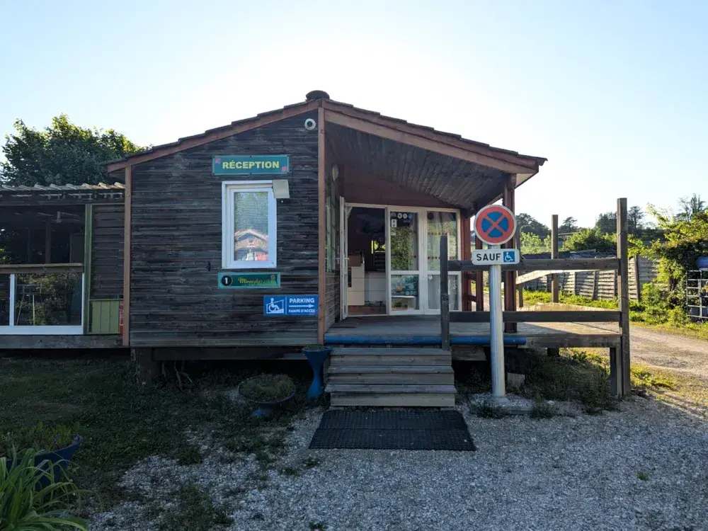 Camping Léman Plage2 étoiles★★