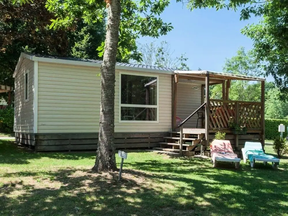 Camping Les Gorges du Chambon 4 étoiles★★★★