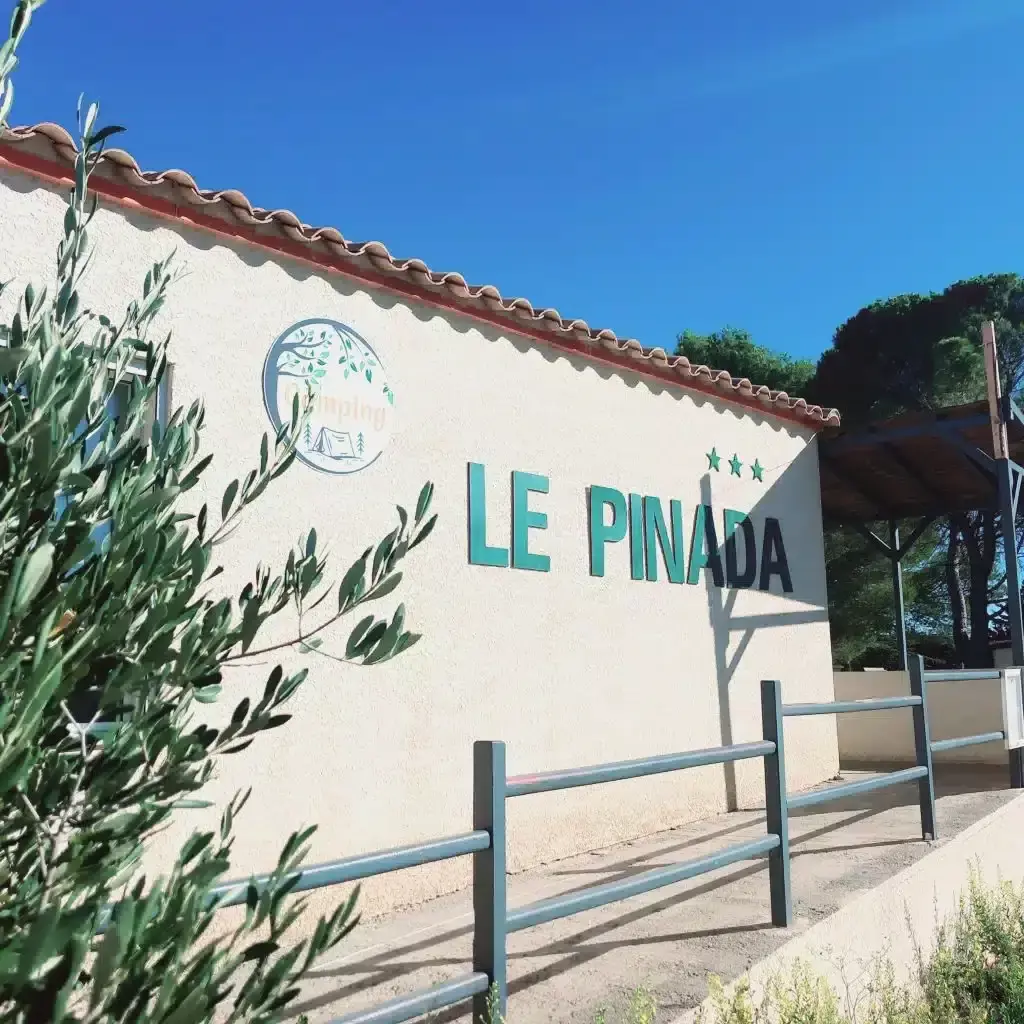 Camping Le Pinada 3 étoiles★★★