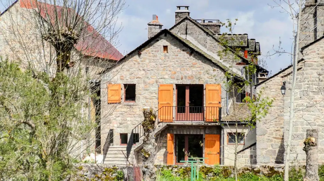 Gîte de France Gîtes de france 2/4 personnes au fau de peyre 1 épi