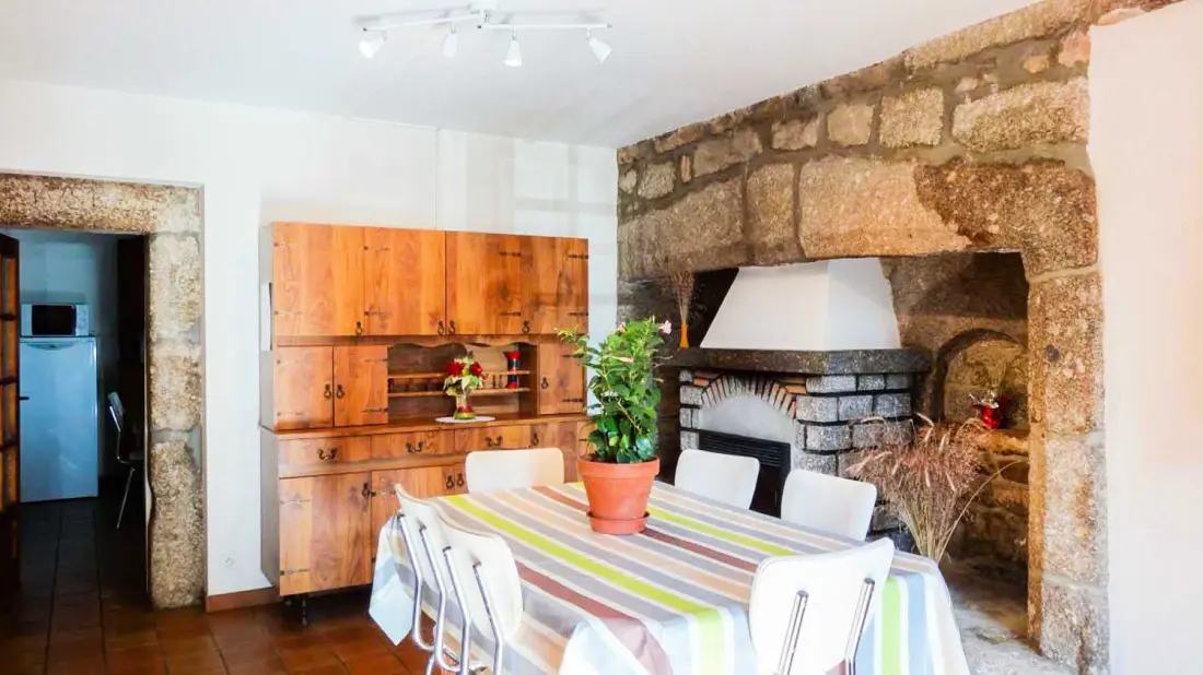 Gîte de France Gîtes de france 4 personnes au fau de peyre 2 épis