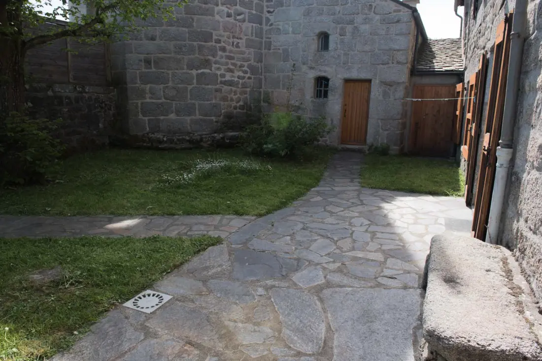 Gîte de France Gîtes de france 6/7 personnes au fau de peyre 2 épis