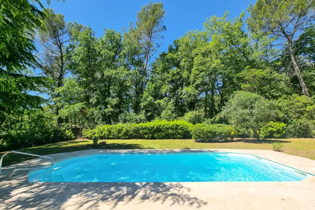Villa 6 Pers à 30 Minutes De Cannes/piscine Privée