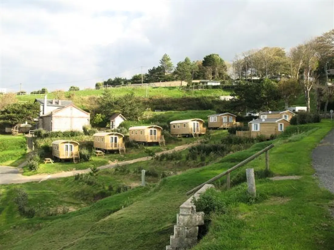 Camping Renéville 3 étoiles★★★