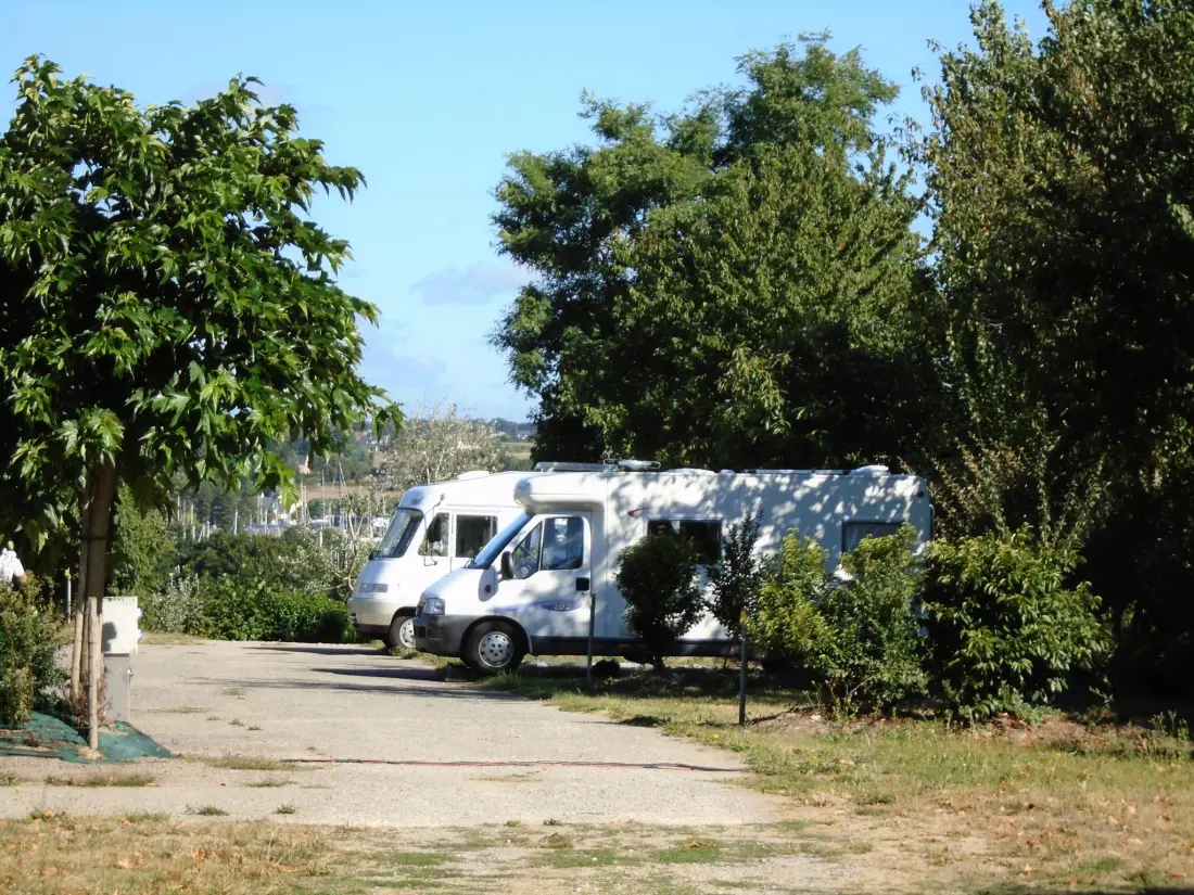 CAMPING LES RIVES DE VILAINE 2 étoiles★★