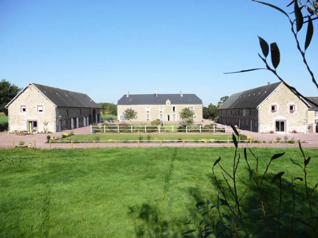 Maison de Vacances FEUGERES 2