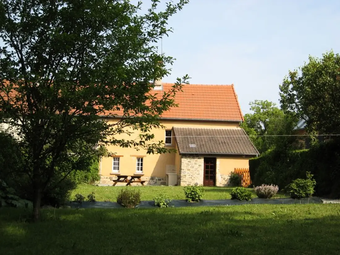 Maison de Vacances FEUGERES