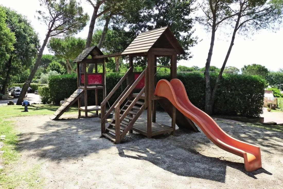 Camping Hu I Pini Village
