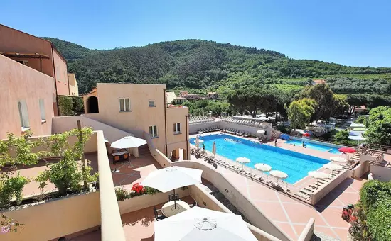 Il Villaggio di Giuele - Eurocamping Calvisio ***