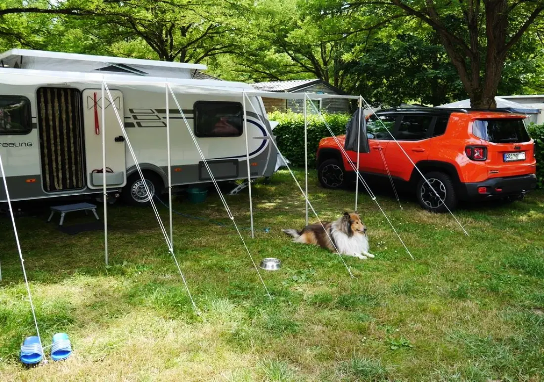 Ushuaïa Villages - Camping Le Port de Lacombe 3 étoiles★★★