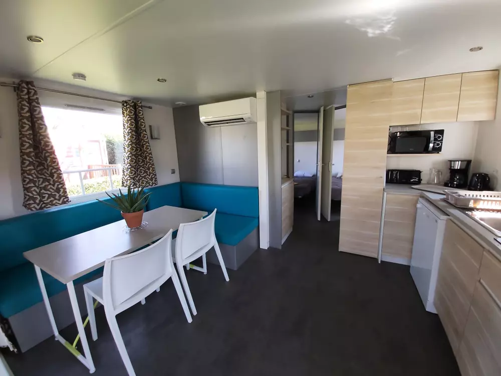 Ushuaïa Villages - Camping Le Port de Lacombe 3 étoiles★★★