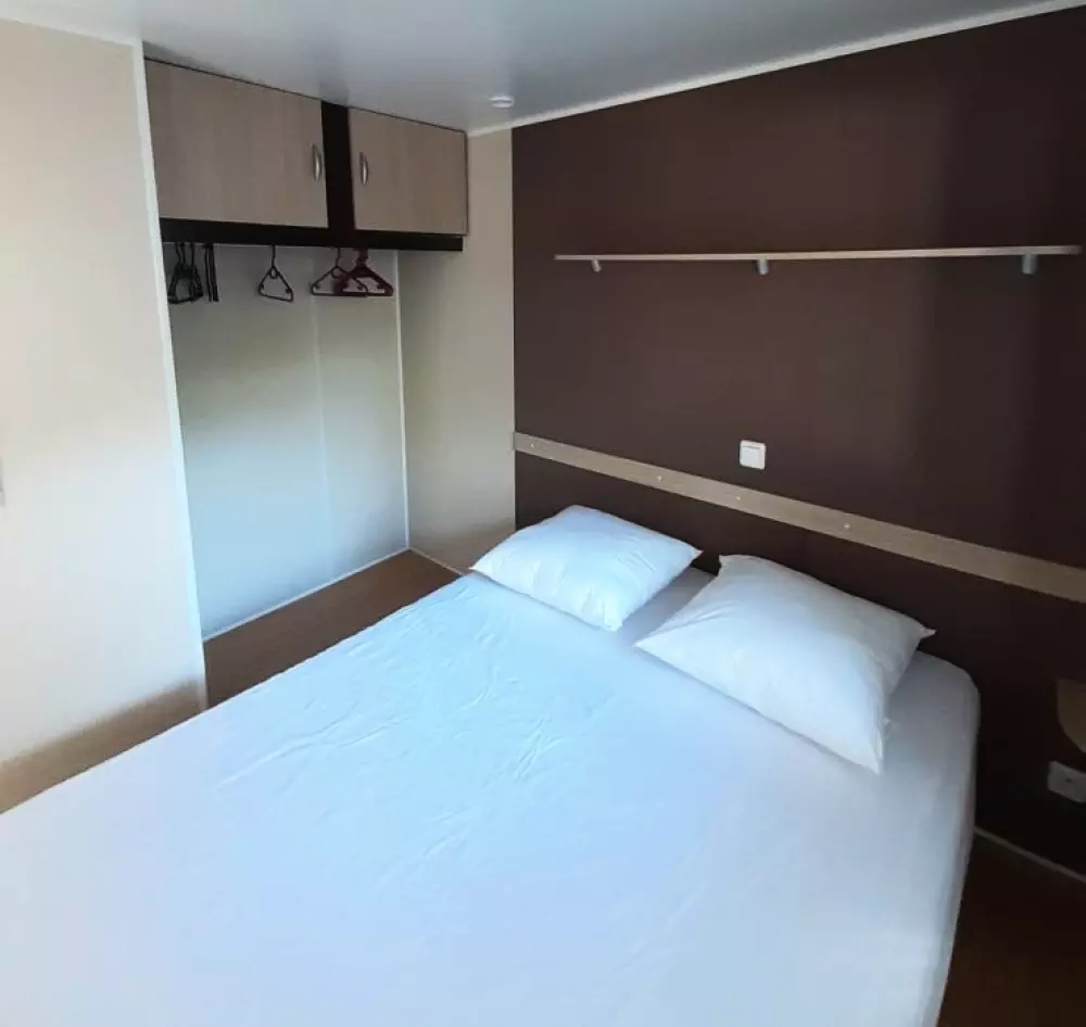 Ushuaïa Villages - Camping Le Port de Lacombe 3 étoiles★★★