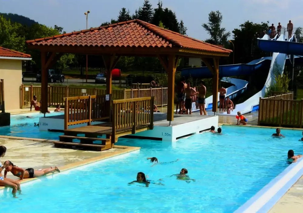 Ushuaïa Villages - Camping Le Port de Lacombe 3 étoiles★★★