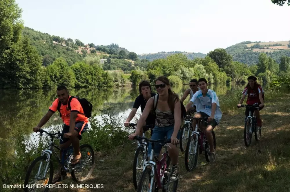 Ushuaïa Villages - Camping Le Port de Lacombe 3 étoiles★★★