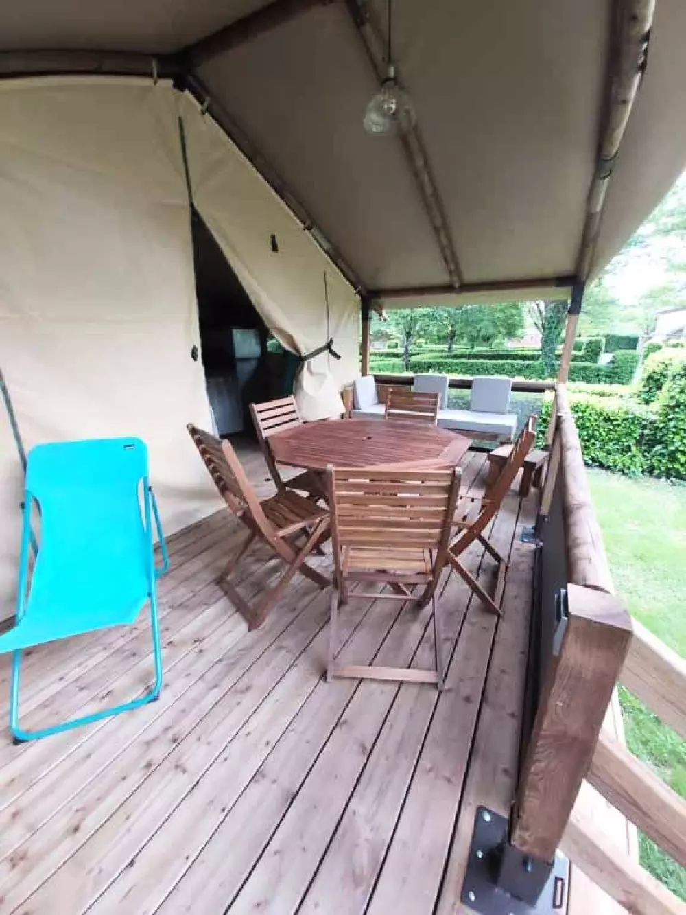 Ushuaïa Villages - Camping Le Port de Lacombe 3 étoiles★★★