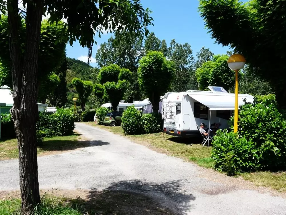 Ushuaïa Villages - Camping Le Port de Lacombe 3 étoiles★★★