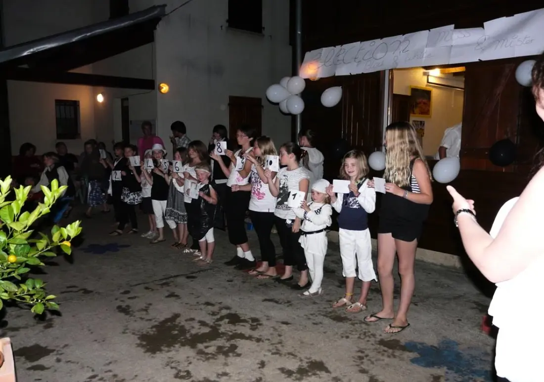 Ushuaïa Villages - Camping Le Port de Lacombe 3 étoiles★★★