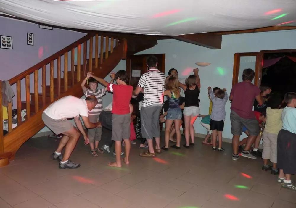 Ushuaïa Villages - Camping Le Port de Lacombe 3 étoiles★★★