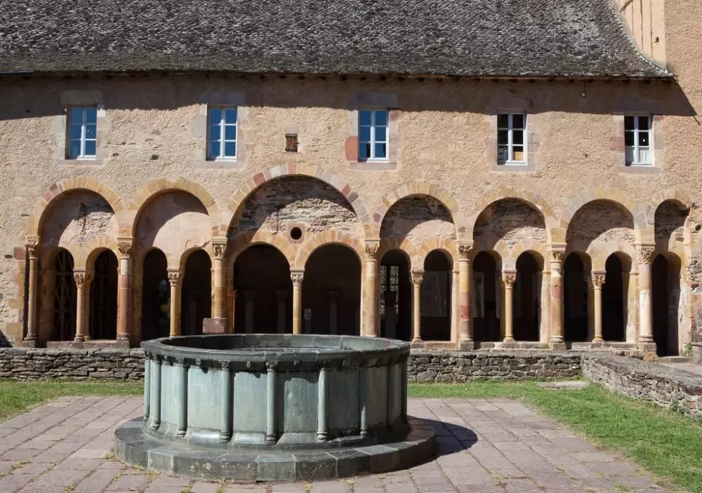 Ushuaïa Villages - Camping Le Port de Lacombe 3 étoiles★★★