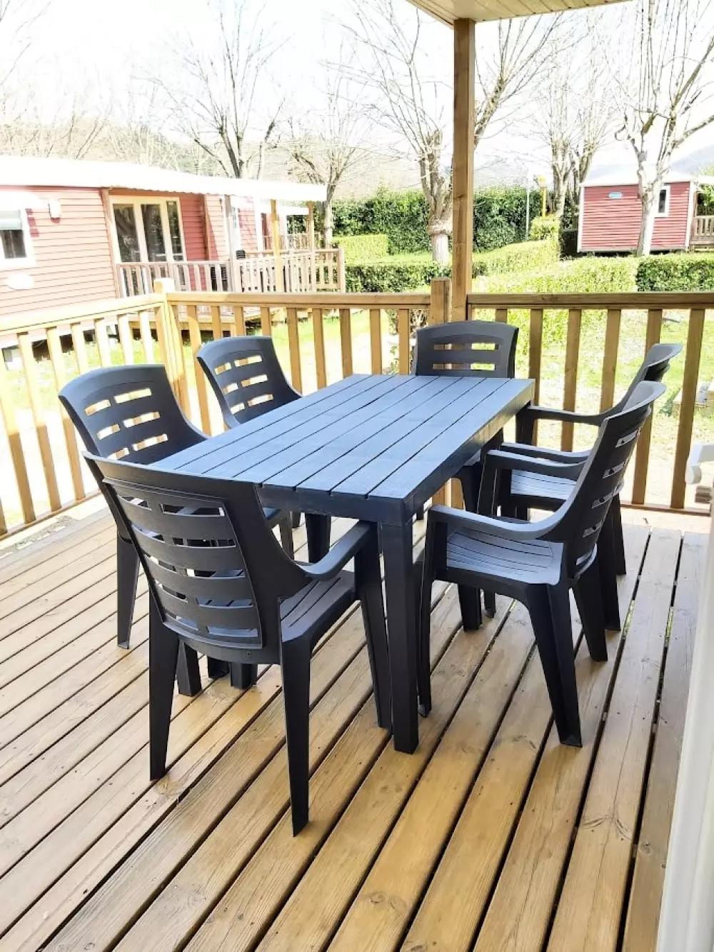 Ushuaïa Villages - Camping Le Port de Lacombe 3 étoiles★★★