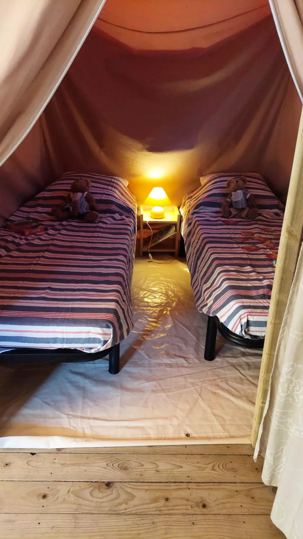 Ushuaïa Villages - Camping Le Port de Lacombe 3 étoiles★★★