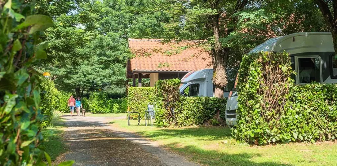 Ushuaïa Villages - Camping Le Port de Lacombe 3 étoiles★★★