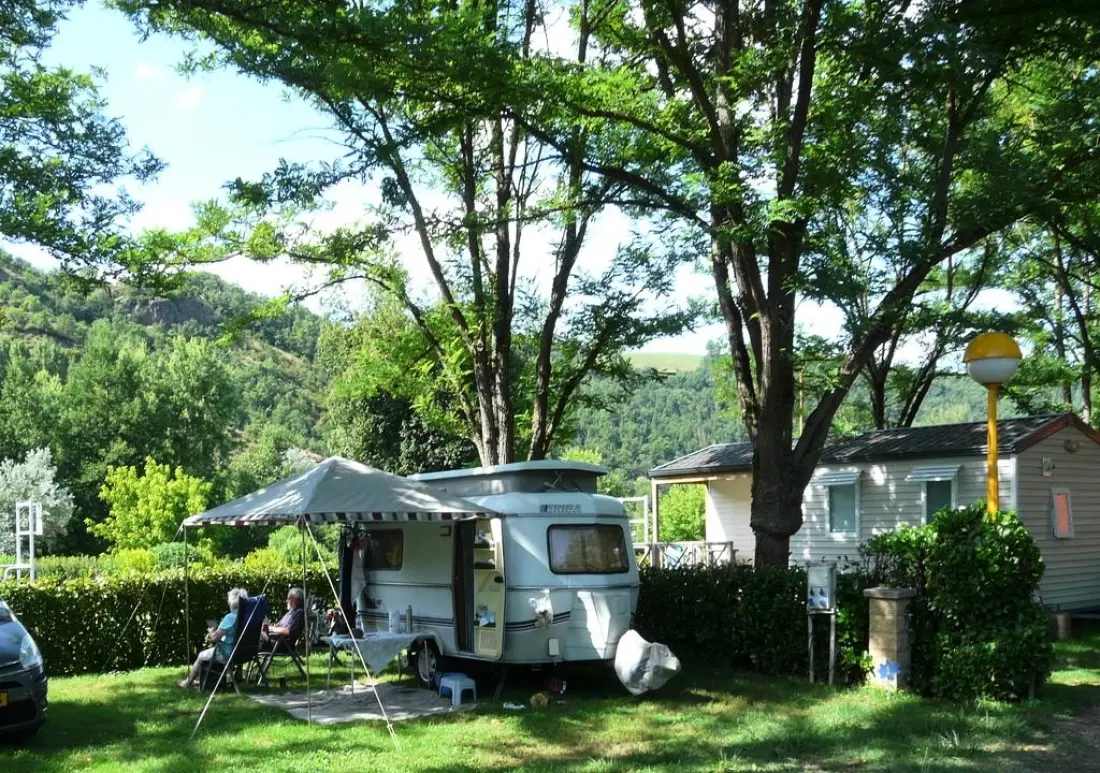 Ushuaïa Villages - Camping Le Port de Lacombe 3 étoiles★★★