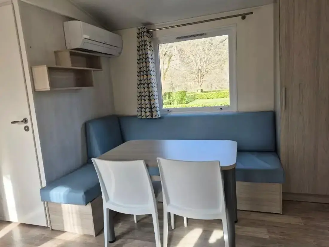 Ushuaïa Villages - Camping Le Port de Lacombe 3 étoiles★★★