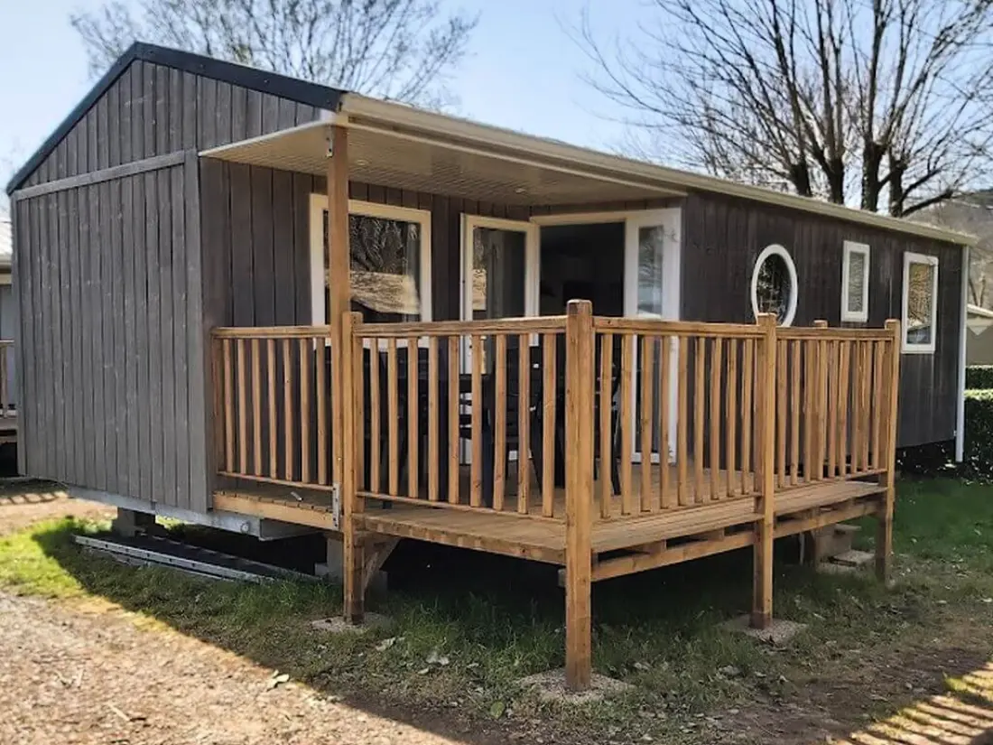 Ushuaïa Villages - Camping Le Port de Lacombe 3 étoiles★★★