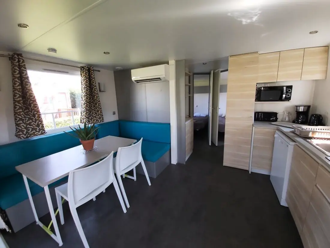 Ushuaïa Villages - Camping Le Port de Lacombe 3 étoiles★★★