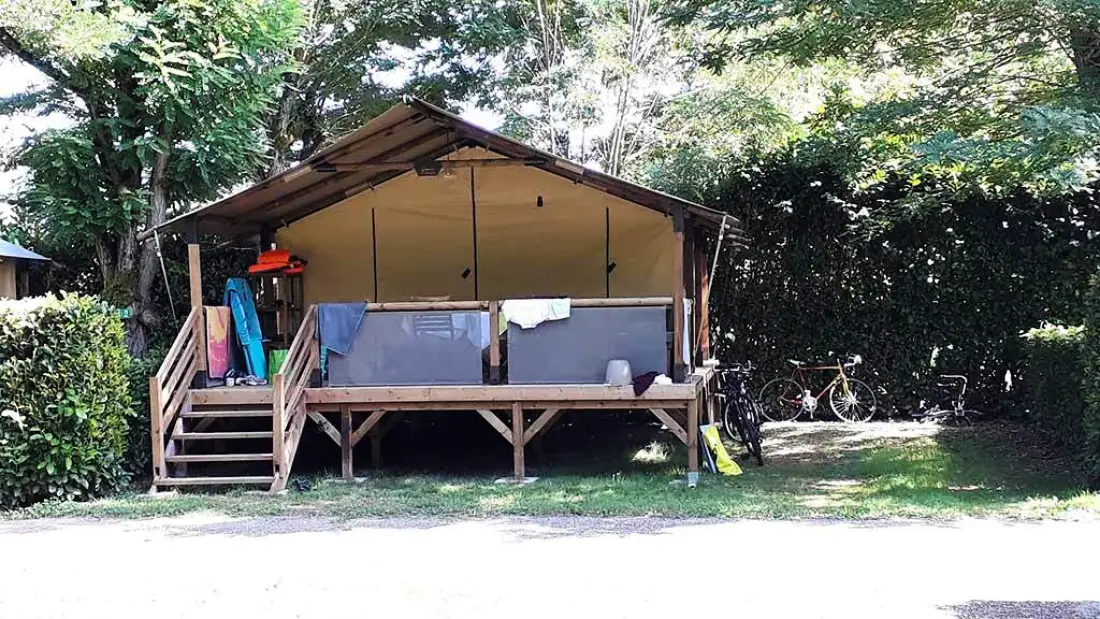 Ushuaïa Villages - Camping Le Port de Lacombe 3 étoiles★★★
