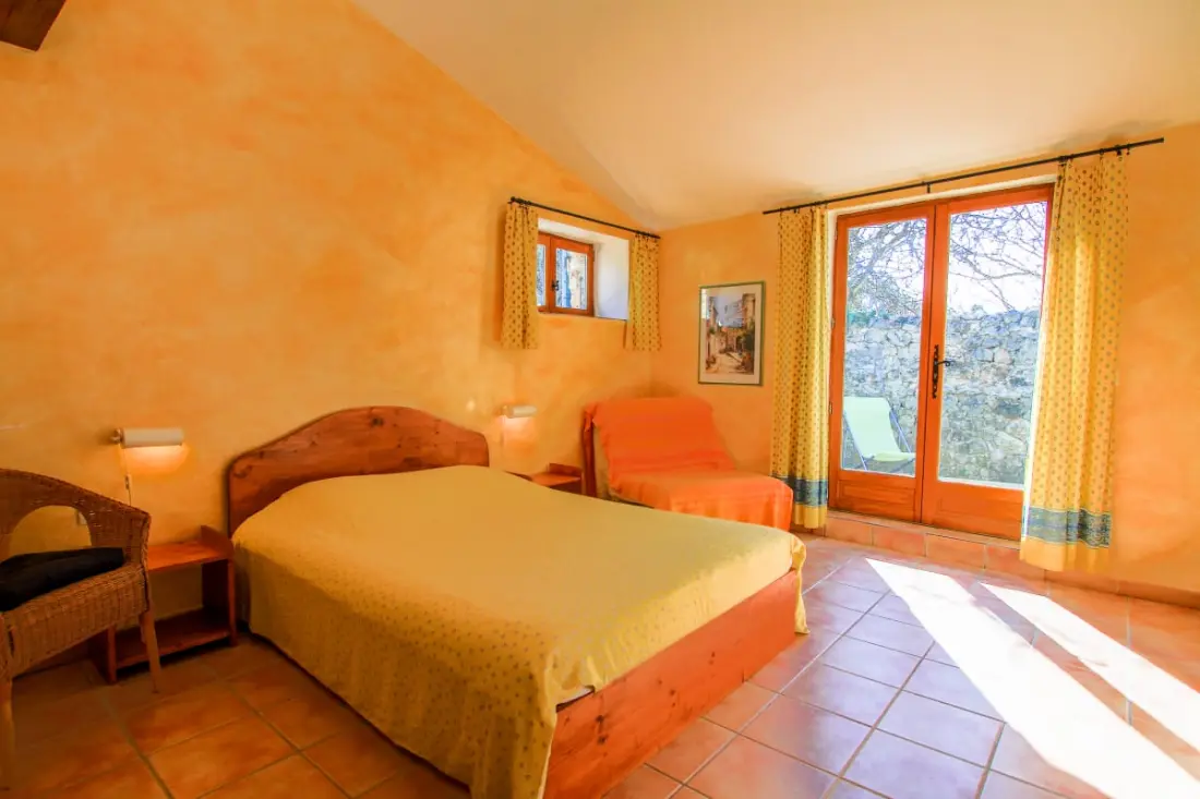 La Farigoule, Location 8 Personnes Avec Piscine Partagée, Nature Et Calme