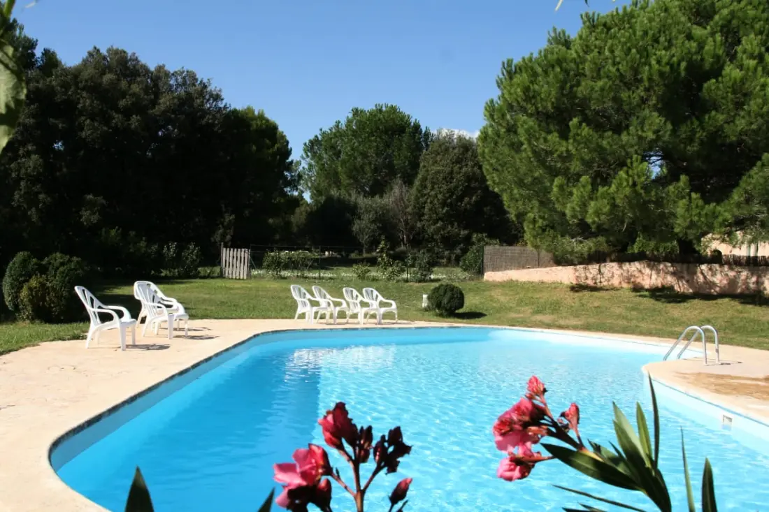 La Farigoule, Location 8 Personnes Avec Piscine Partagée, Nature Et Calme