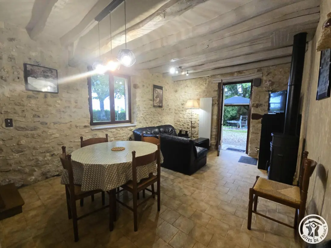Maison de Vacances Fleurac 5