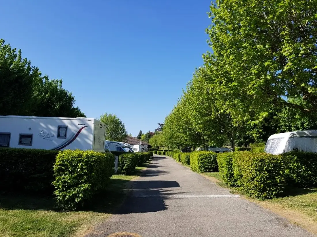 Camping La Grappe Fleurie 5 étoiles★★★★★