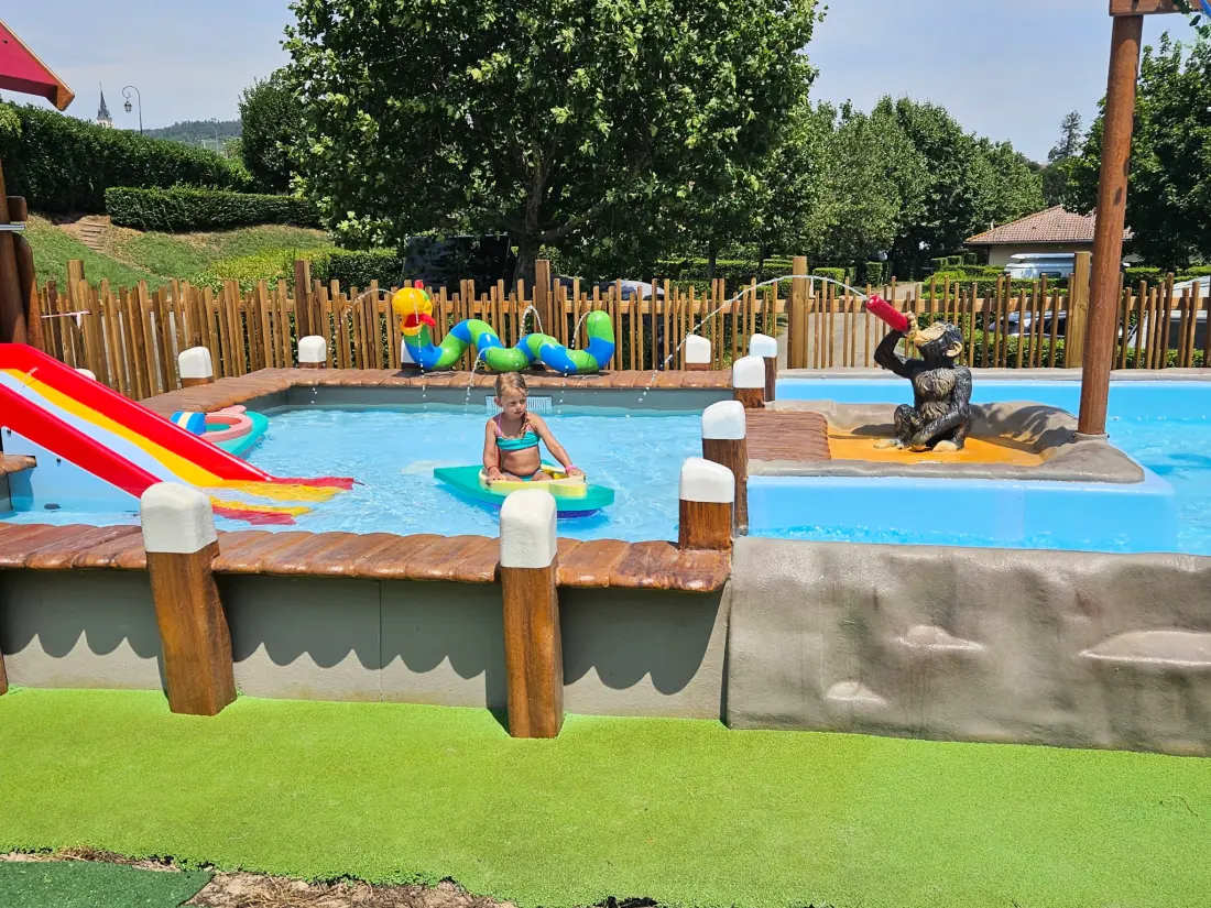 Camping La Grappe Fleurie 5 étoiles★★★★★