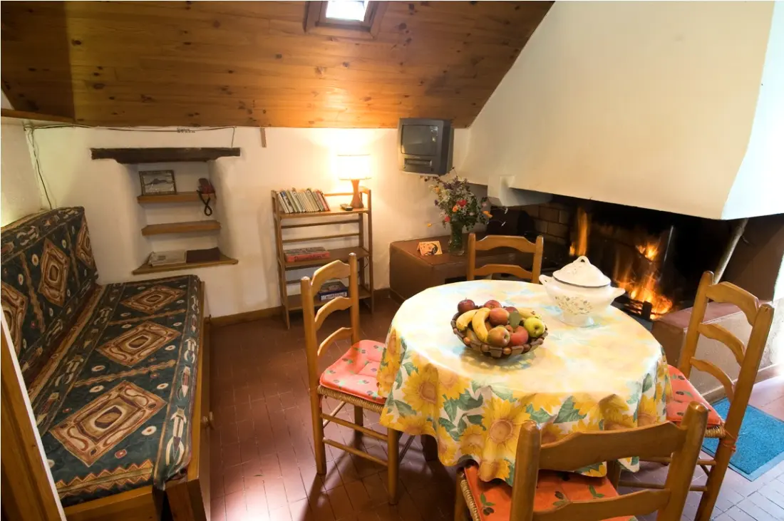 Gîte de France Le petit gîte  2/4 personnes à valbelle 1 épi