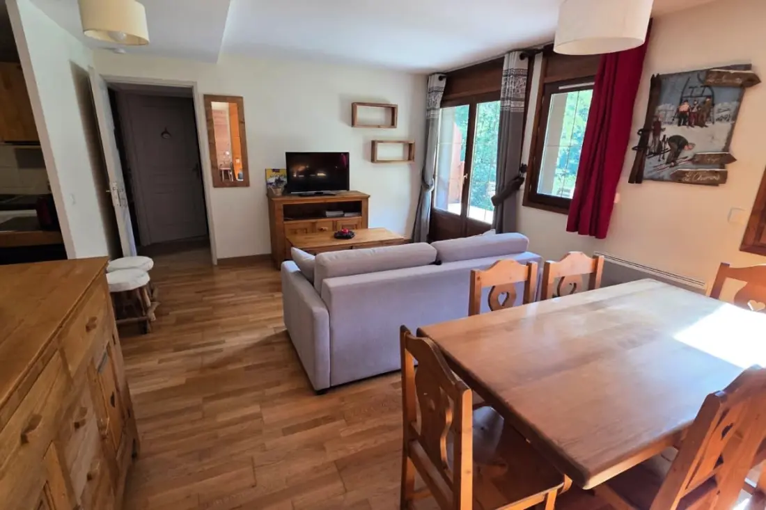 Appartement Ski-in/ski-out, Terrasse Et Piscine