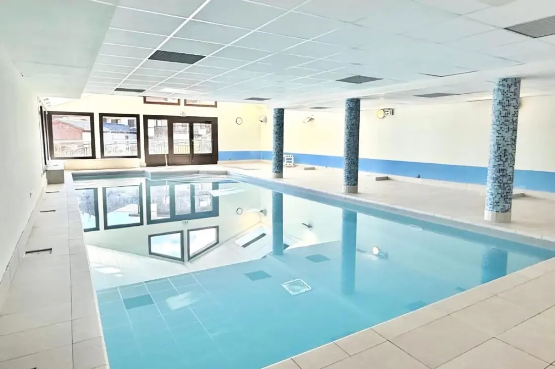 Appartement Ski-in/ski-out, Terrasse Et Piscine