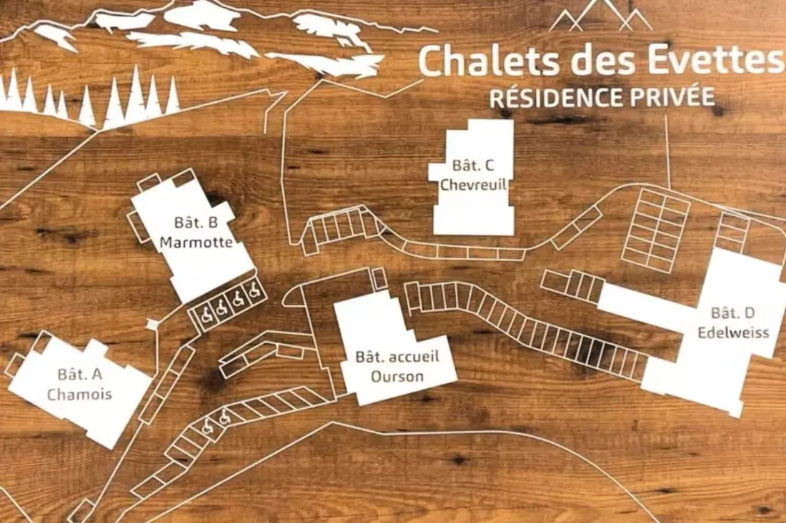 "le Pied" Des Pistes , Terrasse , Piscine