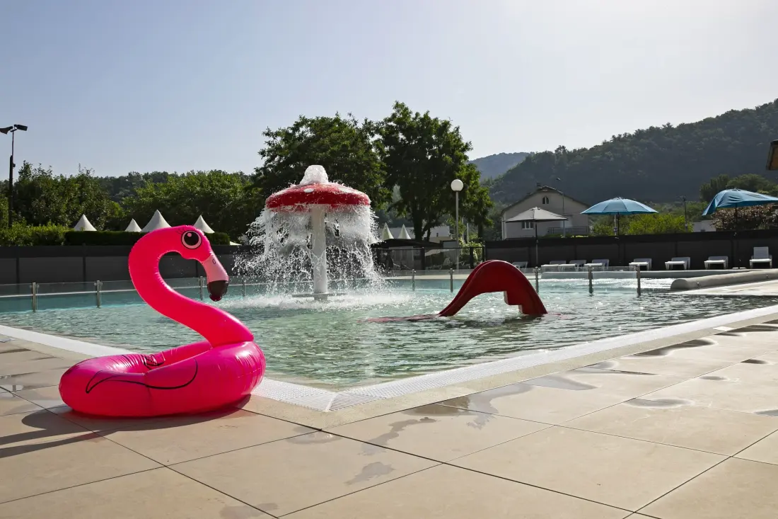 Camping DU LAC 4 étoiles★★★★