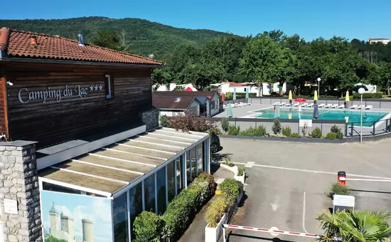 Camping DU LAC ****