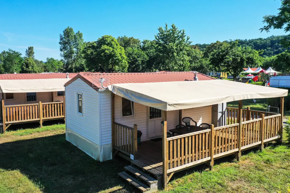 Camping DU LAC 4 étoiles★★★★