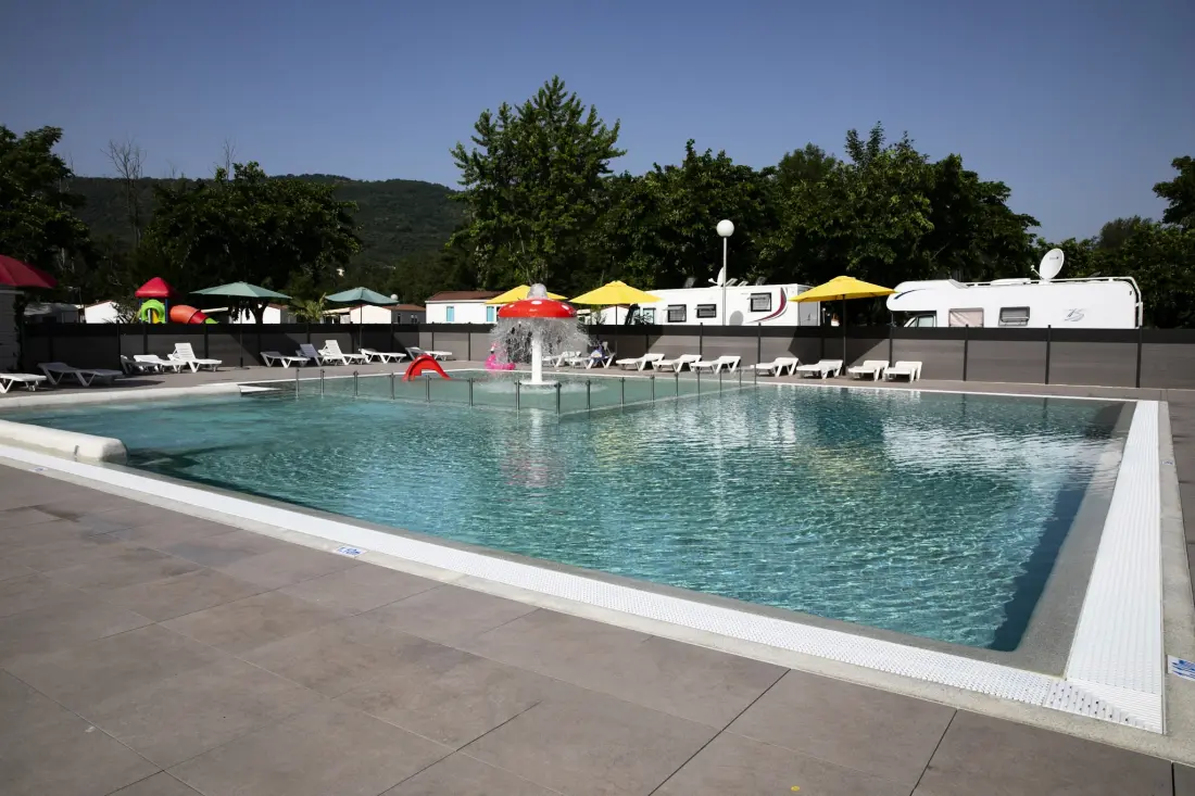 Camping DU LAC 4 étoiles★★★★