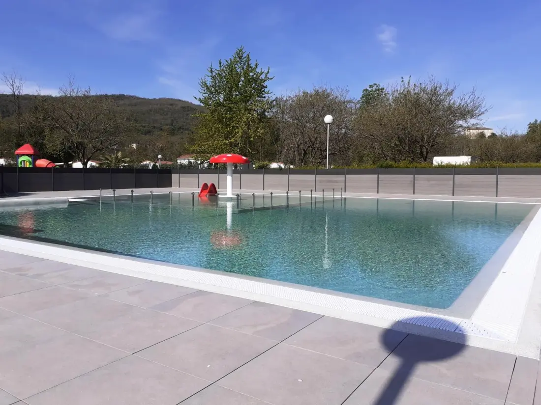 Camping DU LAC 4 étoiles★★★★